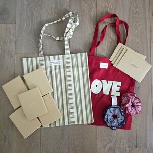 Sezane Tote Scrunchie Bundle - Red and Green Tote Bags with Accessories